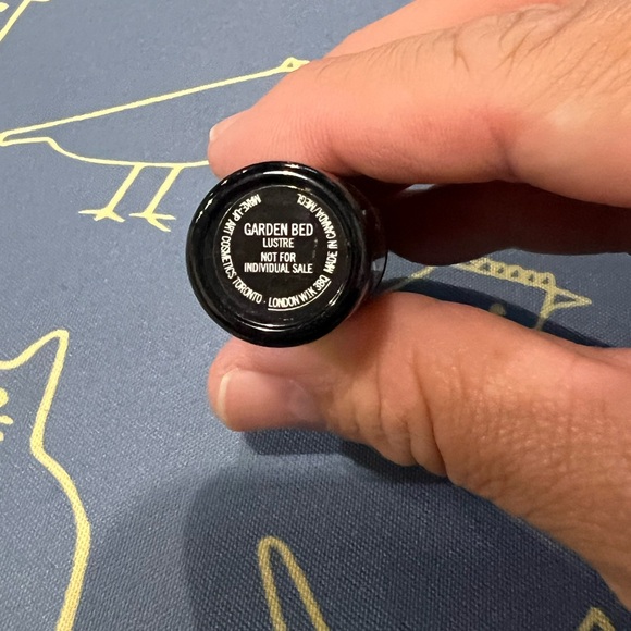 Mac Garden Bed lipstick - Picture 5 of 5